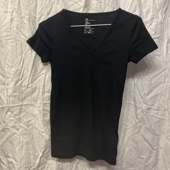 GAP Ladies Black short sleeve tshirt size small - Picture 3 of 4